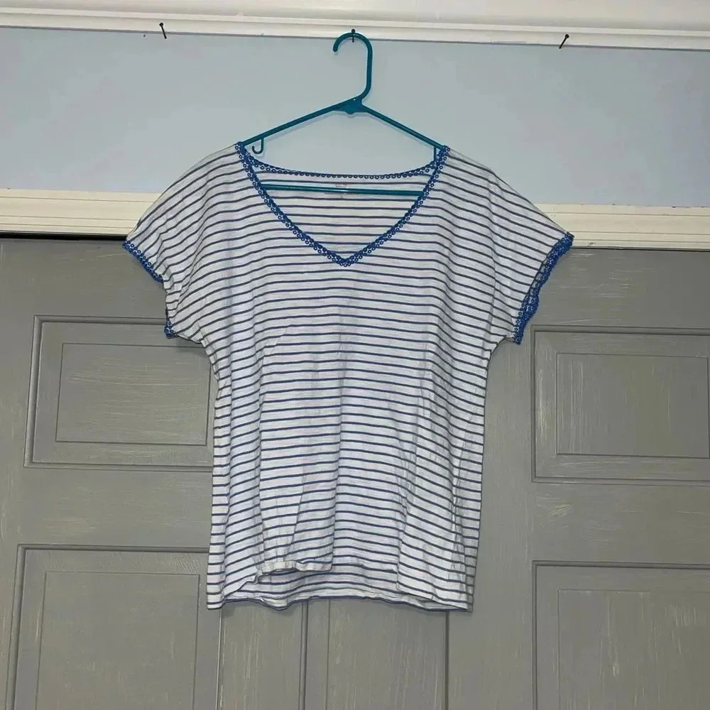 Vineyard Vines shirt